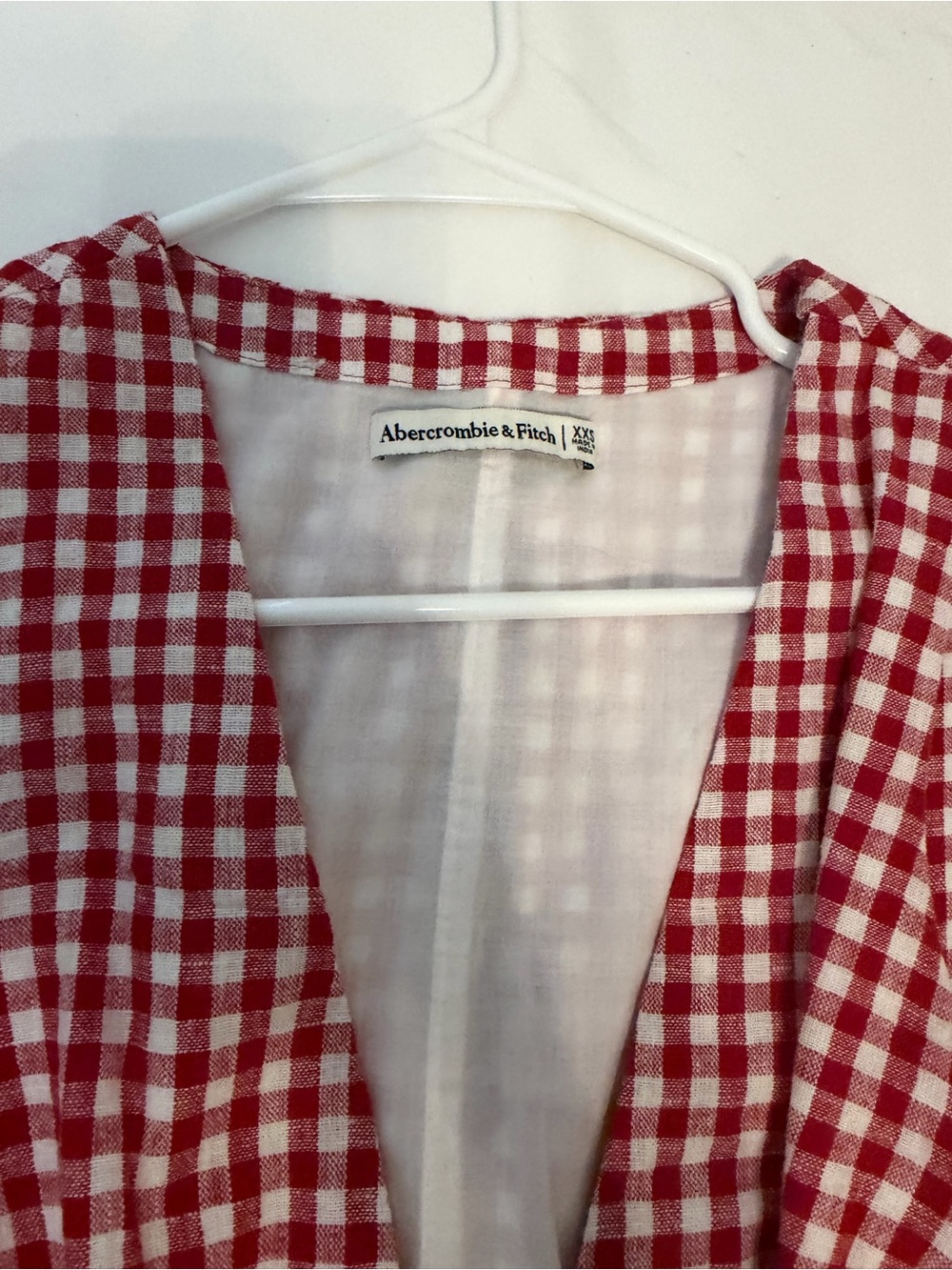 Abercrombie & Fitch Red and White Gingham V-Neck Dress - Picture 2 of 4
